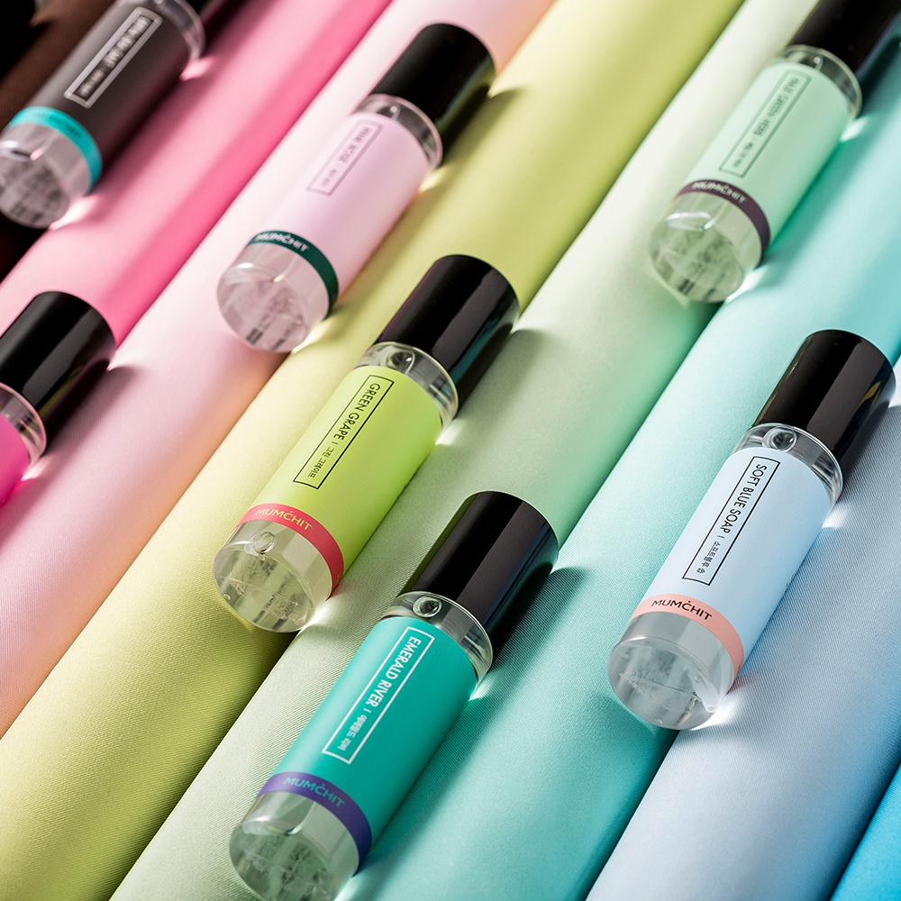 Mumchit Fabric And Living Perfume Fiber Deodorant 70ml / Nước Hoa Vải