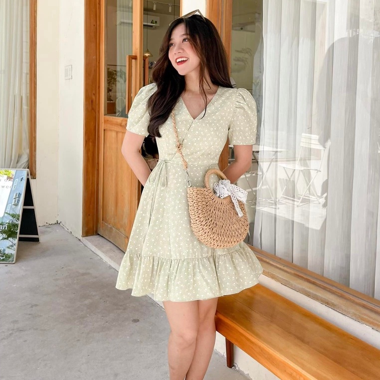 Đầm SIRA - Đầm cổ tim đắp chéo tùng xòe