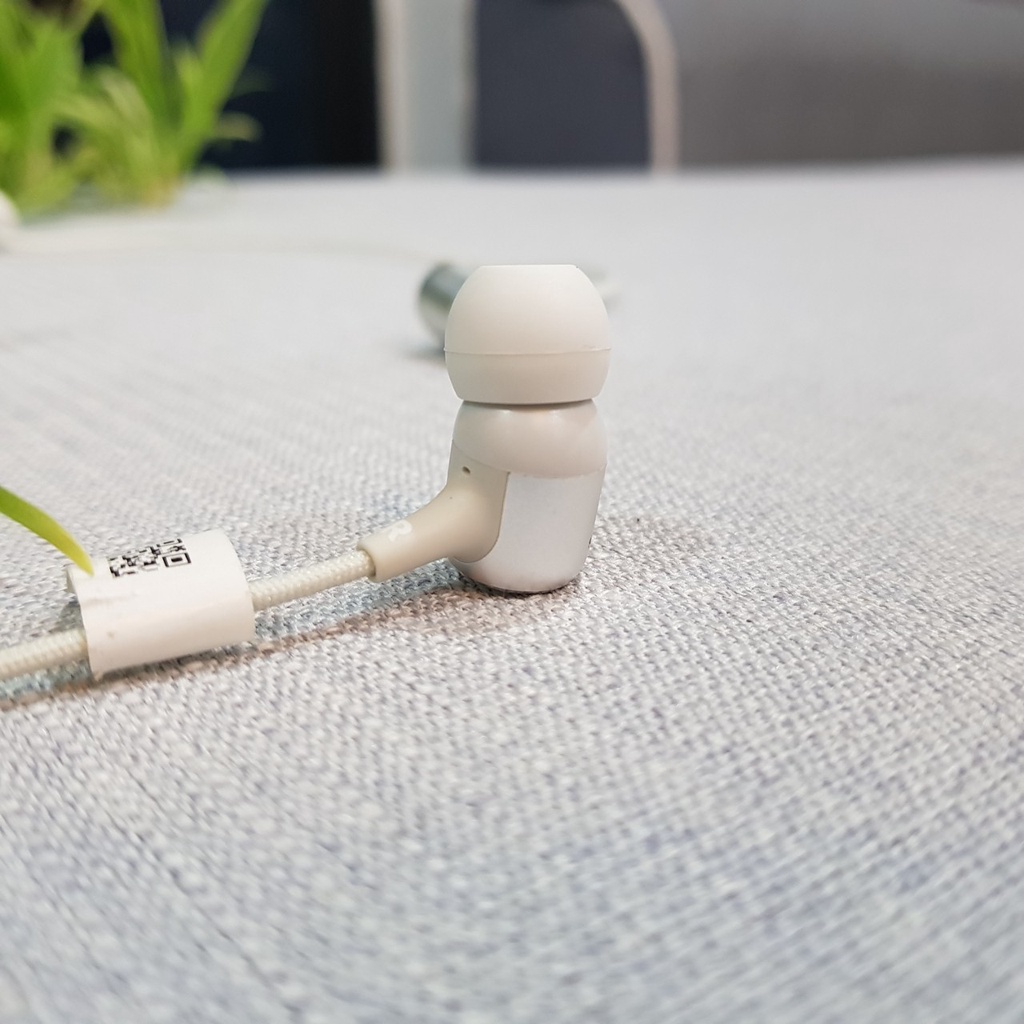 Tai nghe bluetooth JBL live220BT, nobox, pin 10h âm thanh cực hay