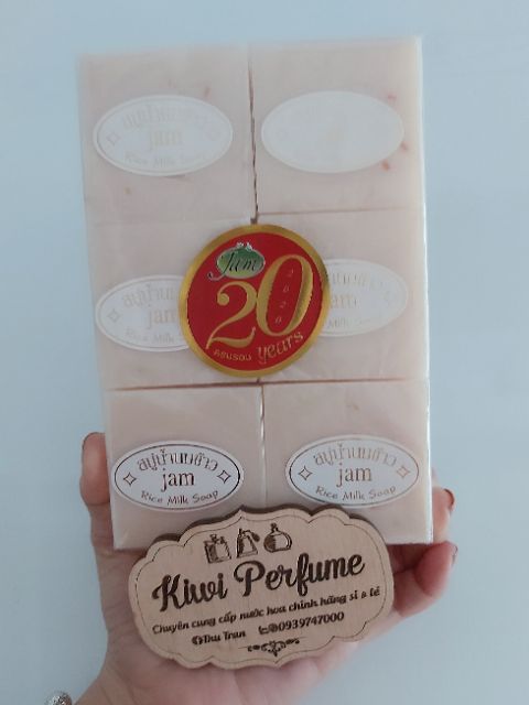 Xà Phòng Trắng Da Cám Gạo Thái Lan