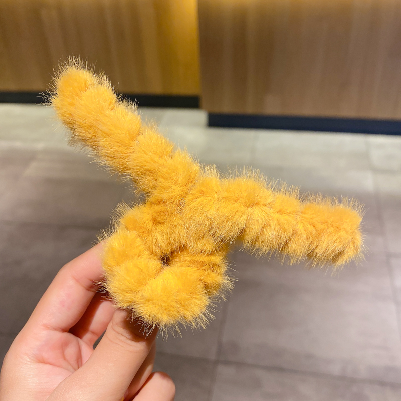 Kẹp tóc lông xù phong cách Hàn Quốc xinh xắn dễ thương cho nữ