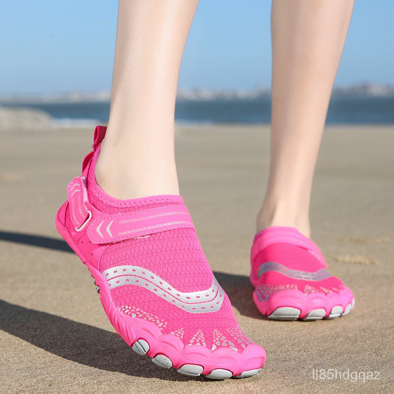 2021 Unisex Swimming Water Shoes Men Women Barefoot Outdoor Beach Sandals Upstream Aqua Shoe Nonslip River Sea Diving Sn