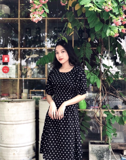 Đầm suông Midi Ulzang Dress chấm bi xinh nhẹ nhàng chất vải bi lụa váy thiết kế có dây buộc eo búp tay phồng from chuẩn