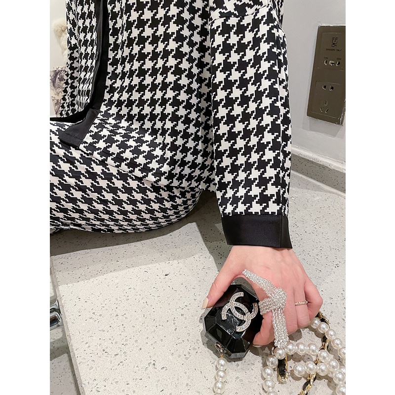 Bộ đồ ngủ lụa tay dài thoải mái thời trang mùa thu cho nữ