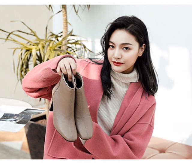 Bốt đồng giá Dusto