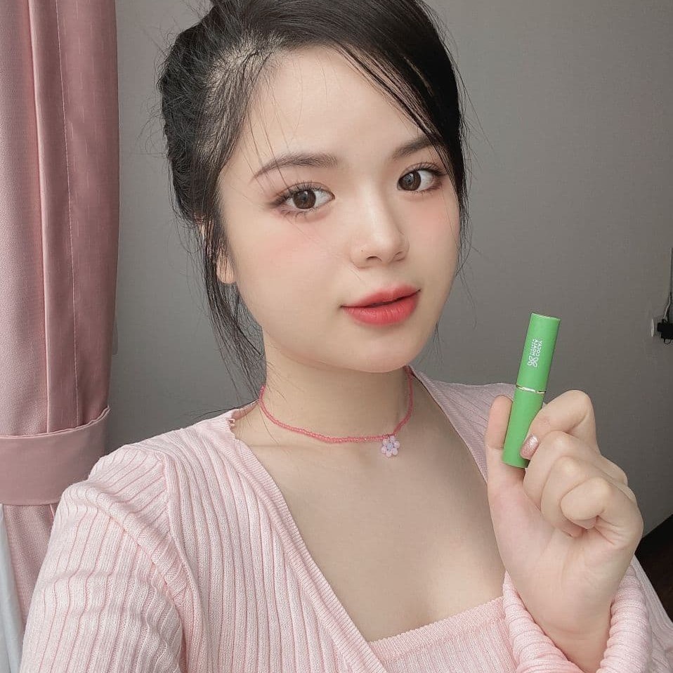 Son dưỡng cà chua hữu cơ 3M mềm mịn mọng mướt Cỏ cây hoa lá - Dưỡng môi an toàn cho mẹ bầu, mẹ sau sinh 1.5g