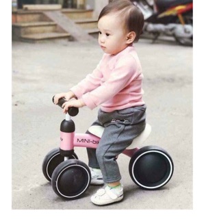 Xe cân bằng