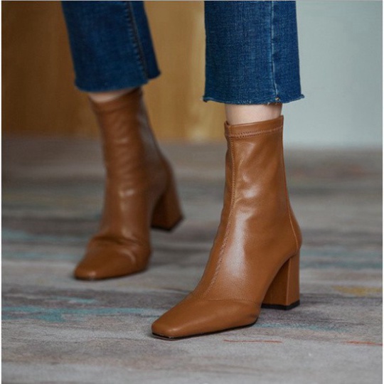 Boots da trơn ôm cổ chân đế 7 cm sang chảnh G019