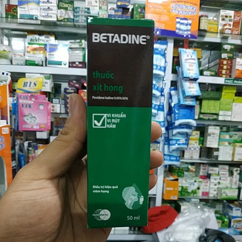 Xịt họng Betadine 50ml