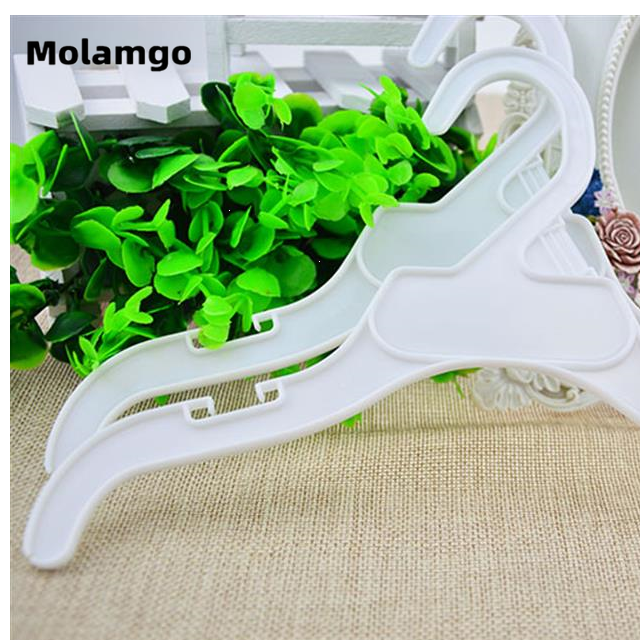 Móc treo đồ bằng nhựa thân thiện với môi trường