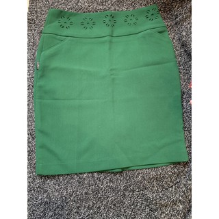 Pass chân váy Lamer xanh lá cây size L có túi