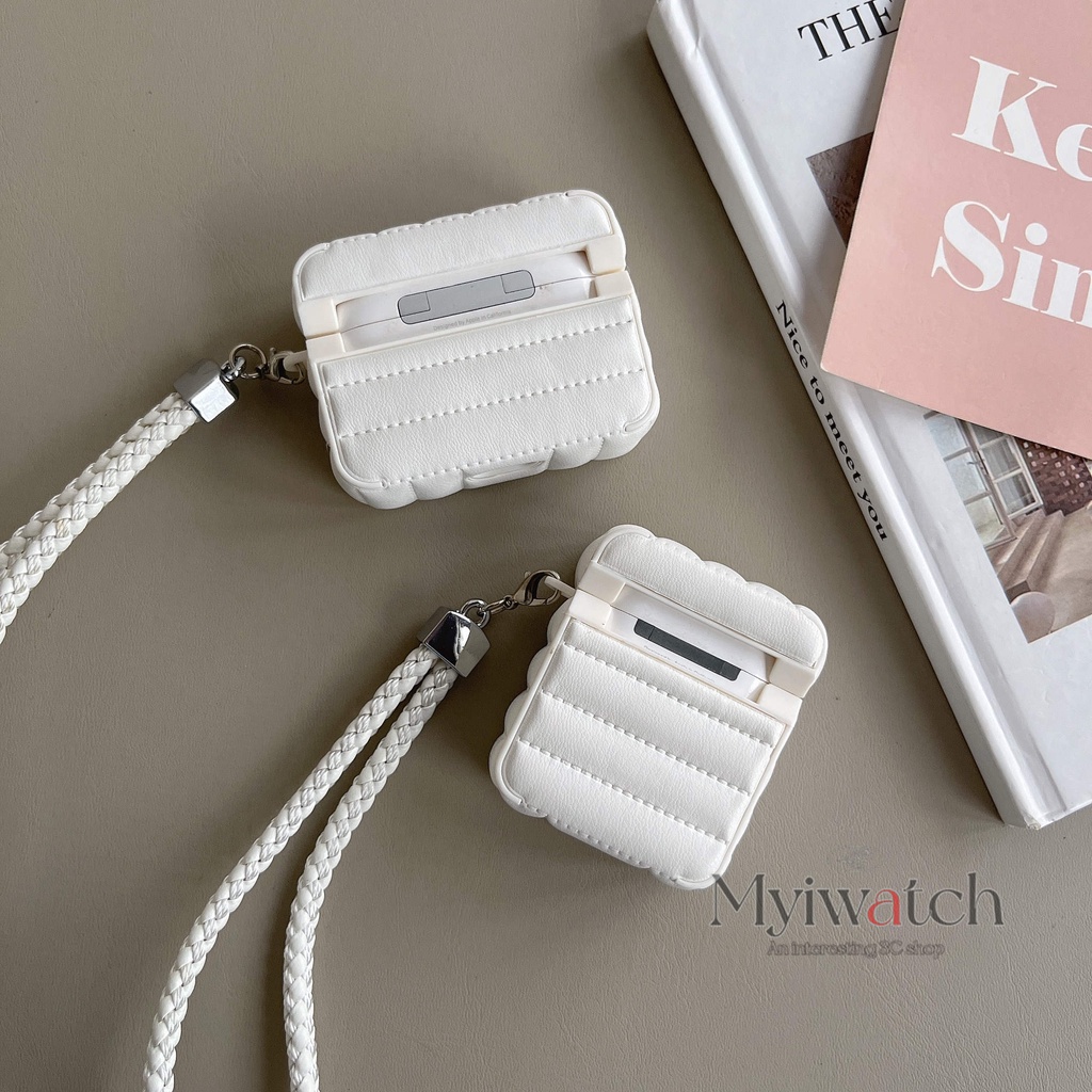 Vỏ Bảo Vệ Hộp Sạc Tai Nghe bluetooth Không Dây Apple AirPods 1 2 3 Pro Bằng Da Hình Áo Khoác Phao Màu Trắng Có Móc Treo