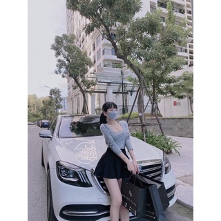 Áo Cổ Vuông Tay Dài