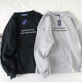 Sweater thêu chưz - ảnh thật