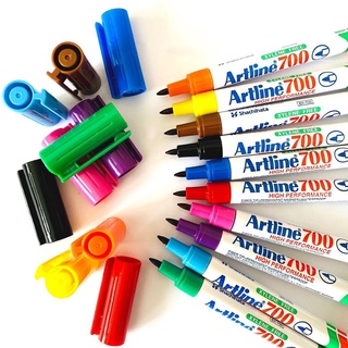Bút lông dầu Artline Japan EK-700 ( viết không phai trên các bề mặt), ngòi 0.7mm