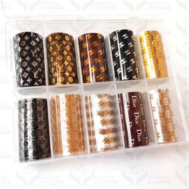 Foil thương hiệu lớn dán móng