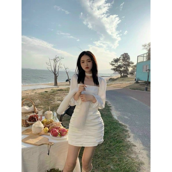 ❤Đầm trắng cut out nhíu thân tay dài