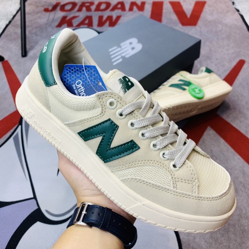 Giày thể thao sneaker cổ thấp New Balance CRT 300 2.0  Hàng SC
