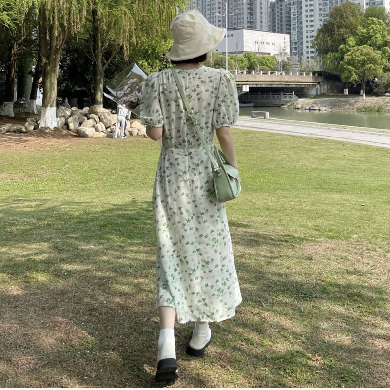 Đầm dài qua gối tay phồng nhấn eo màu xanh bạc hà thời trang mùa hè dành cho nữ