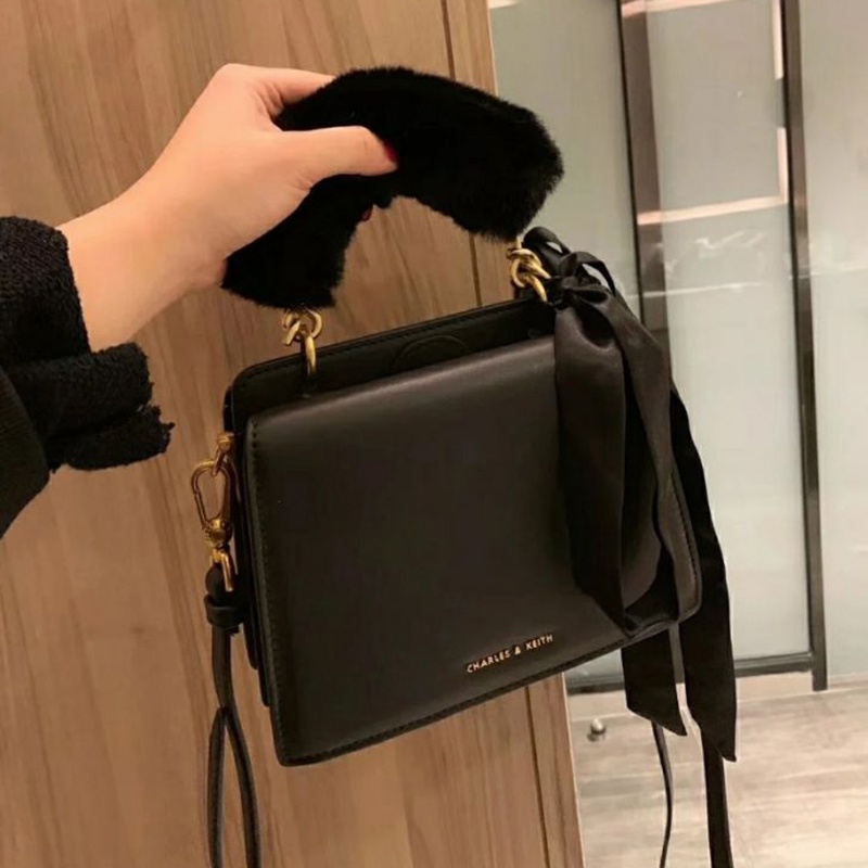 Túi Đeo Vai CK2 Màu Hồng Dễ Thương Thời Trang Cho Nữ50270223Vai Sang Trọng Với Quà Tặng