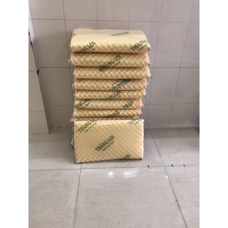 nệm cho bé đi học mút mềm mỏng không quá nóng