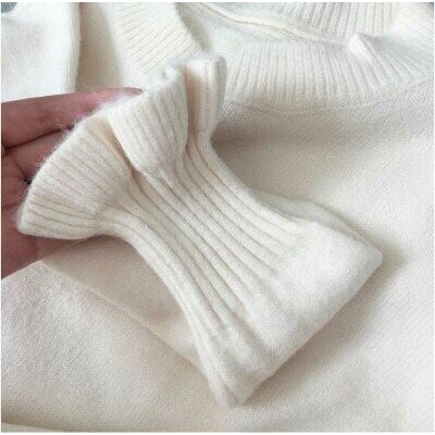 Đầm len dệt kim dáng dài xoè chân voan thả sức dịu dàng