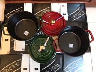Nồi gang đúc Staub nhập từ Đức
