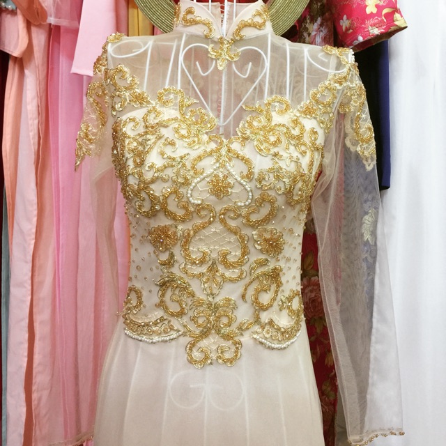 Áo dài cưới màu vàng kem (vàng gold)