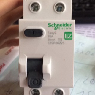 Át chống giật schneider