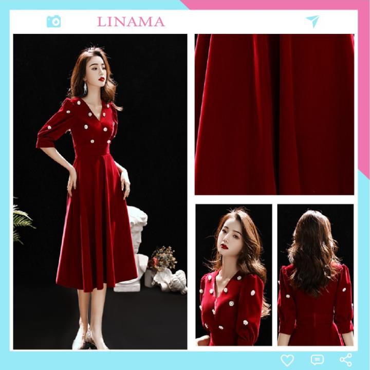 Váy nhung sang trọng cho chị em dự tiệc hẹn hò