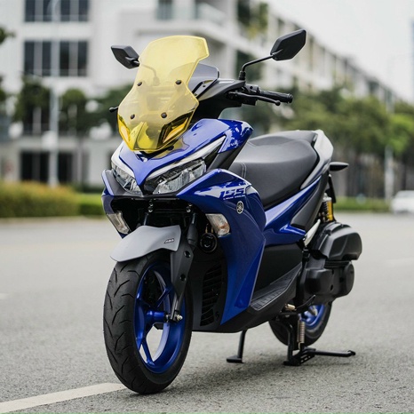 Kính chắn gió xe máy NVX 2021, chắn gió NVX 155 VVA trong suốt Zhi.pat chính hãng – BH 12 Tháng