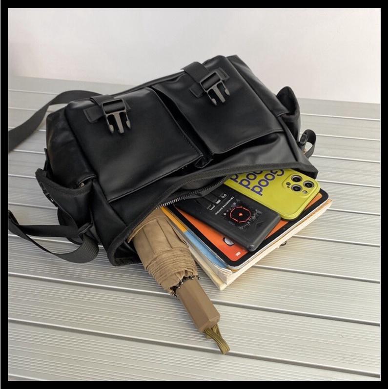 TÚI ĐEO CHÉO NAM NỮ DA TRƠN ĐEN BÓNG NHẸ CAO CẤP