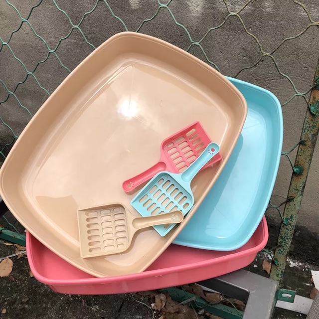 Khay vệ sinh thành cao kèm xẻng xúc