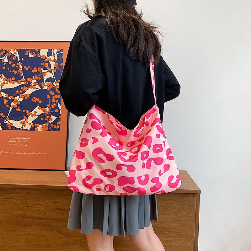Túi Tote Đeo Vai Chất Liệu Canvas Họa Tiết Da Báo Màu Hồng Sức Chứa Lớn Phong Cách Hàn Quốc Thời Trang Mới 2021