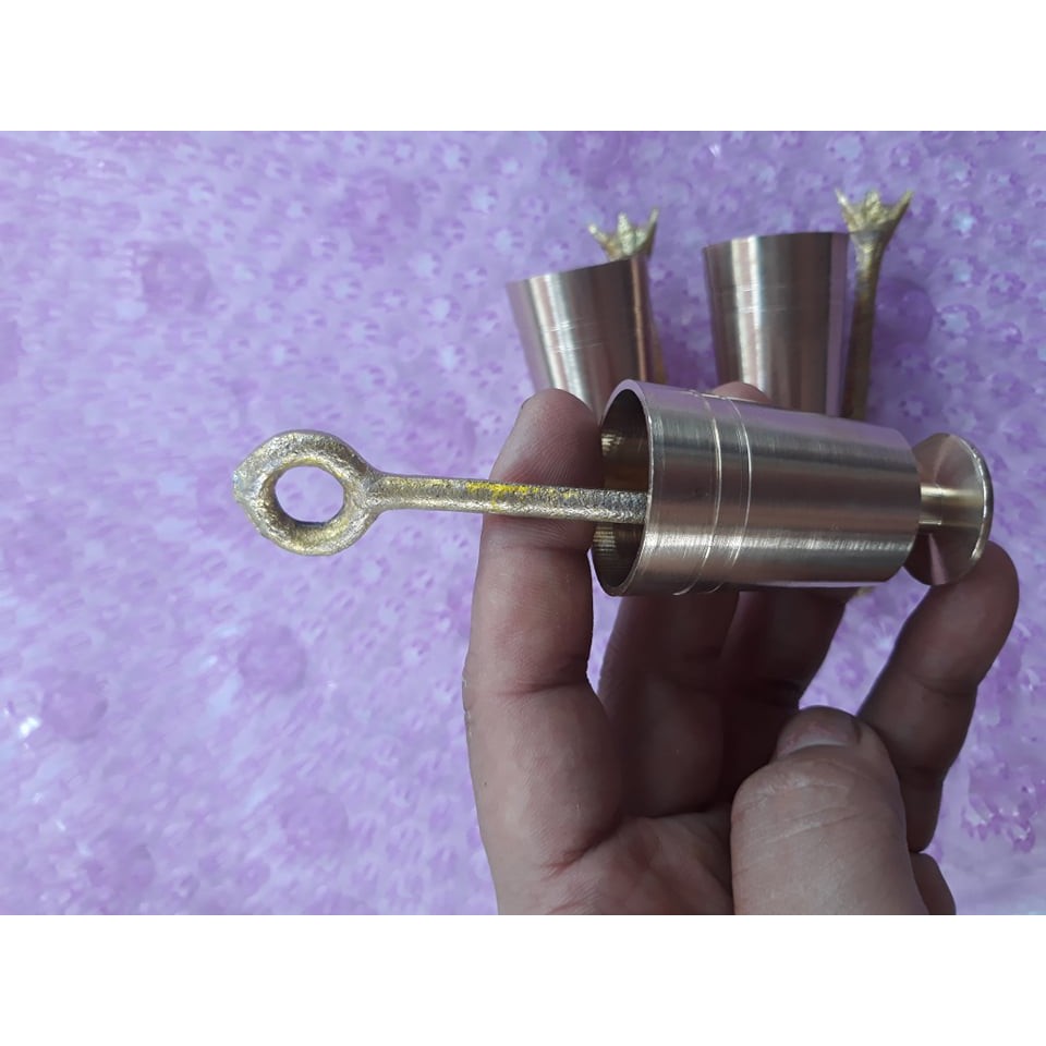 Cối giã trầu đồng bé