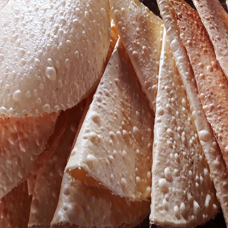 Bánh phồng mì vàng đặc sản Bến Tre 50 cái bánh sống