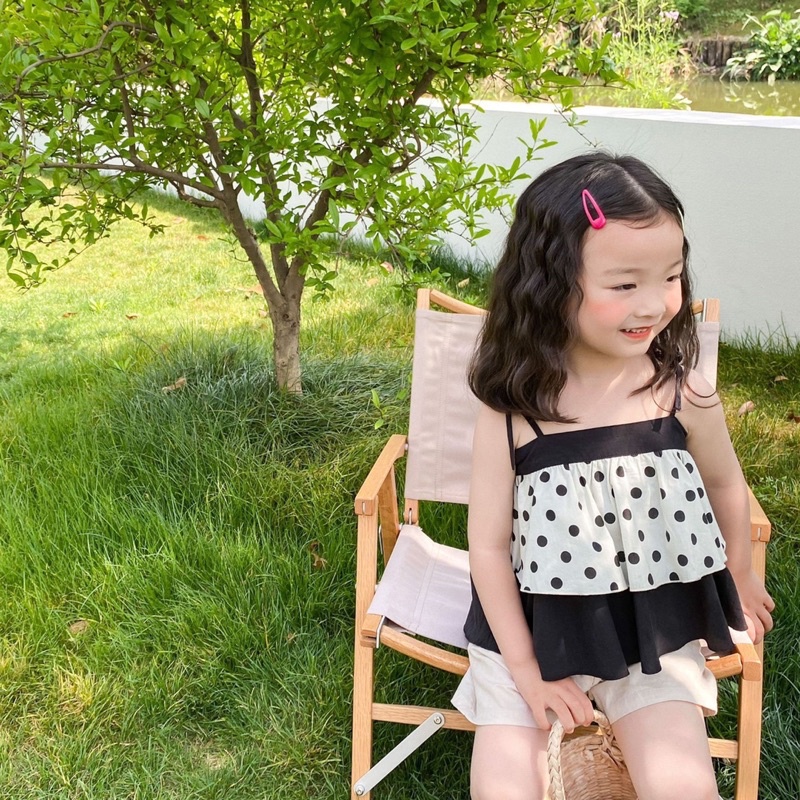 Xả Set áo 2 dây chấm bi quần đũi bé gái