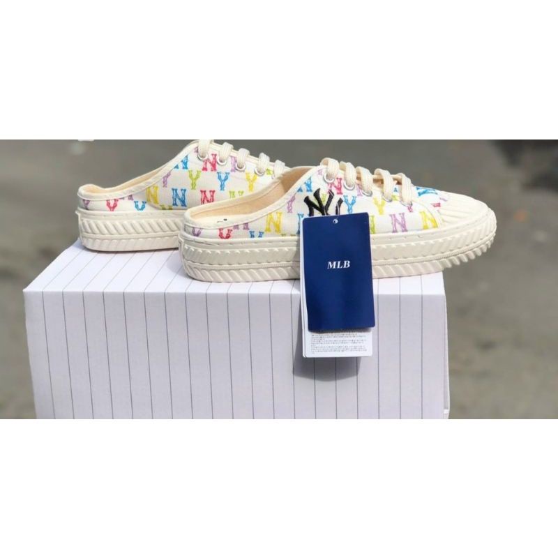 Giày Đạp Gót M-L-B Thêu chữ dành cho nữ 3 màu lựa chọn