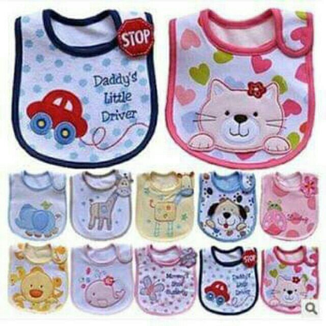 Yếm  Carter  3 lớp  chống thấm  cho  bé
