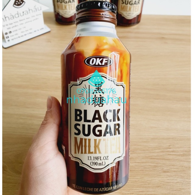 Một chai Trà Sữa Đường Đen (Black sugar milk tea) Hàn quốc OKF chai nhôm 390ml