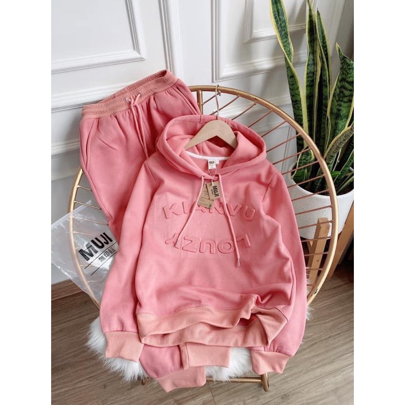 SNU25 - BỘ NỈ BÔNG NỮ CHUI KÈM MŨ CHỮ DẬP NỔI | BigBuy360 - bigbuy360.vn