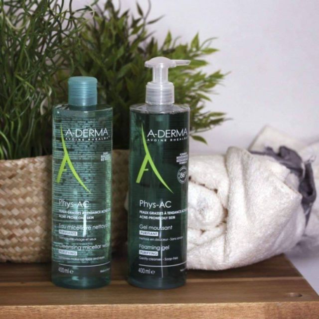 Sữa rửa mặt Aderma 400ml