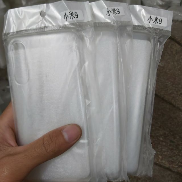 Bộ 3 chiếc ốp silicon xiaomi mi 9 trong suốt (loại A)
