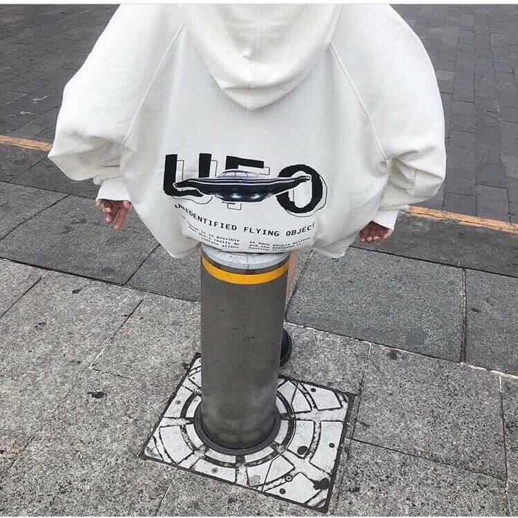 ÁO HOODIE NỈ NGOẠI UFO ĐEN TRẮNG OVERSIZE - ÁO NỈ MŨ TÀU BAY VŨ TRỤ 2 MÀU ULZZANG | WebRaoVat - webraovat.net.vn