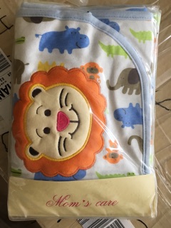 Chăn ủ bé Momcare, Carter
