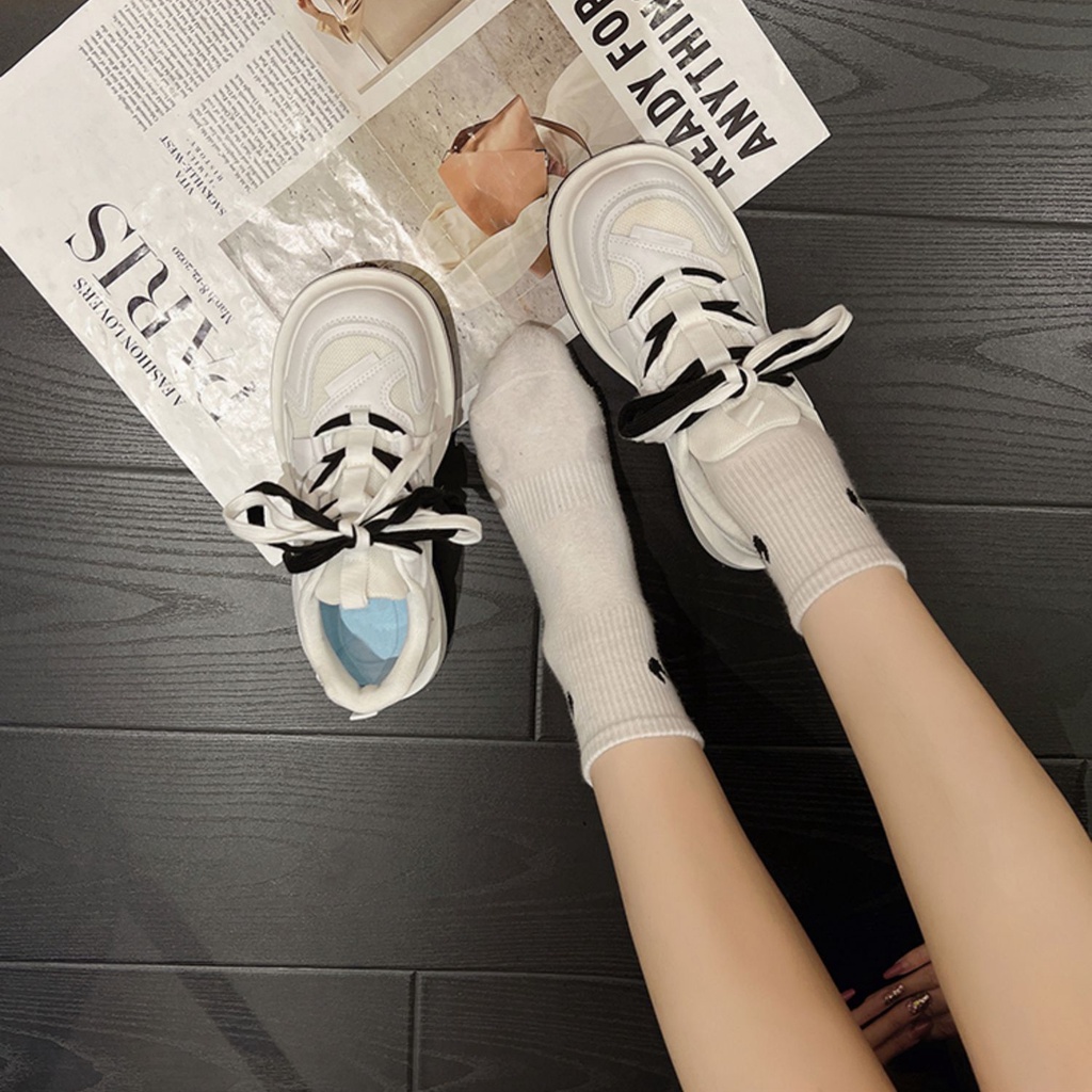 Giày Thể Thao Nữ Basic Màu Trắng Đế Đen 𝑩𝒚.𝑪𝒂𝒎𝒄𝒂𝒎