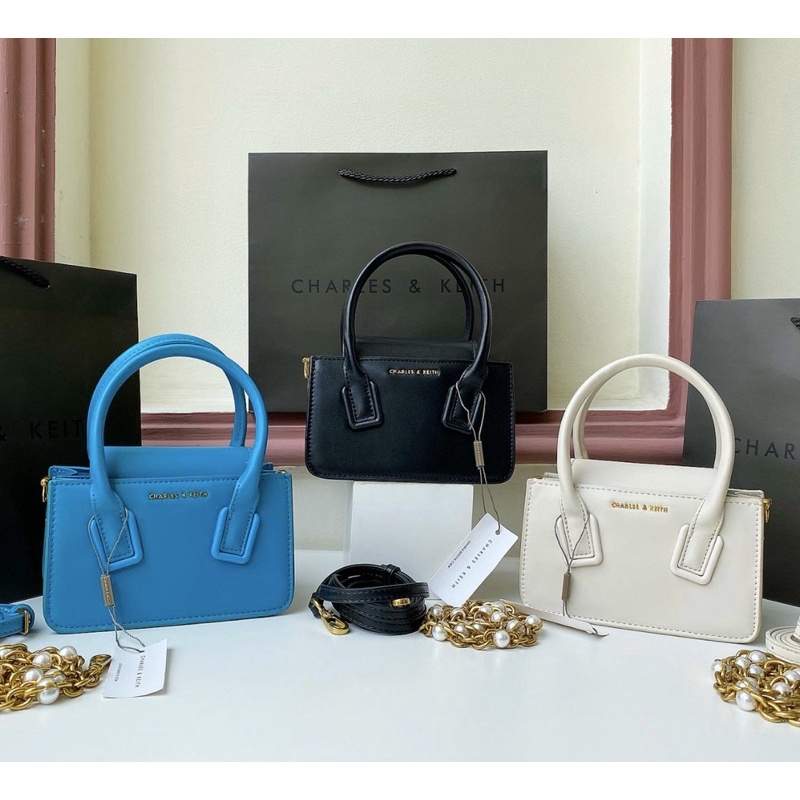 CNK Chain Handle Shoulder Bag 🆕