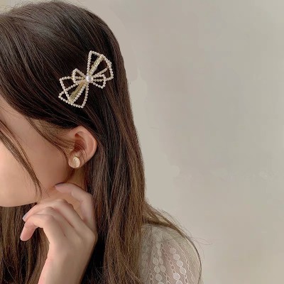 Kẹp tóc nhiều kiểu dáng thời trang xinh xắn dành cho nữ