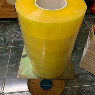 Cây 6 cuộn băng dính 1 kg lõi nhựa
