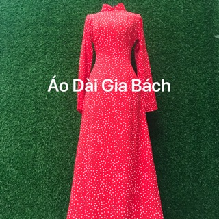 Áo dài chấm bi đỏ